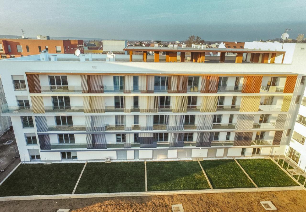 Studio Apartman Dakovo In Exterior photo